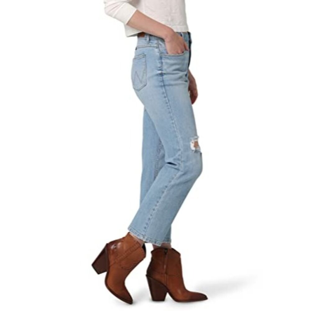 Wrangler Womens High Rise Rodeo Straight Crop Jean, 10, Blue - Picture 2 of 6